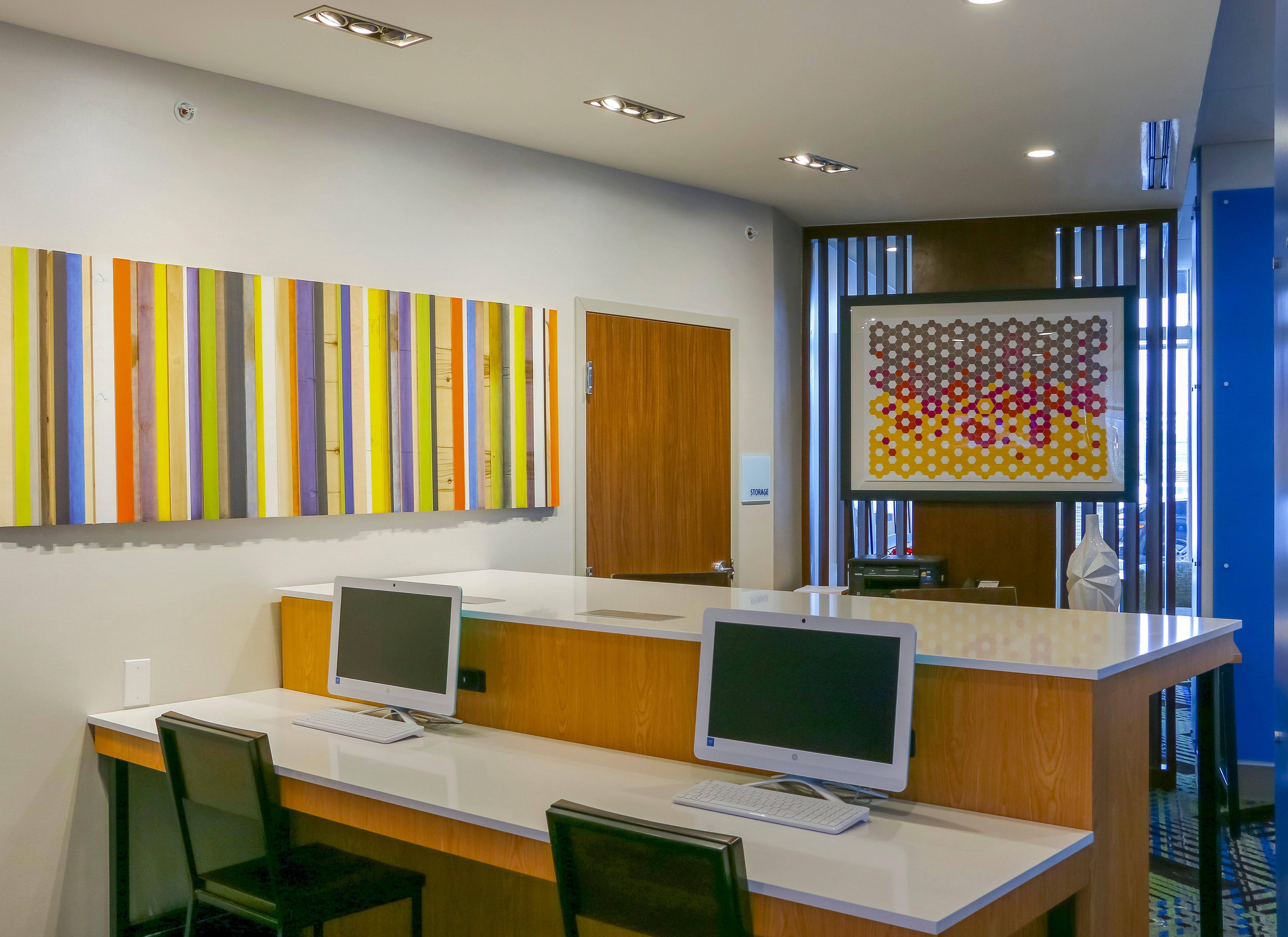 Holiday Inn Express & Suites - Detroit Northwest - Livonia By Ihg Dış mekan fotoğraf
