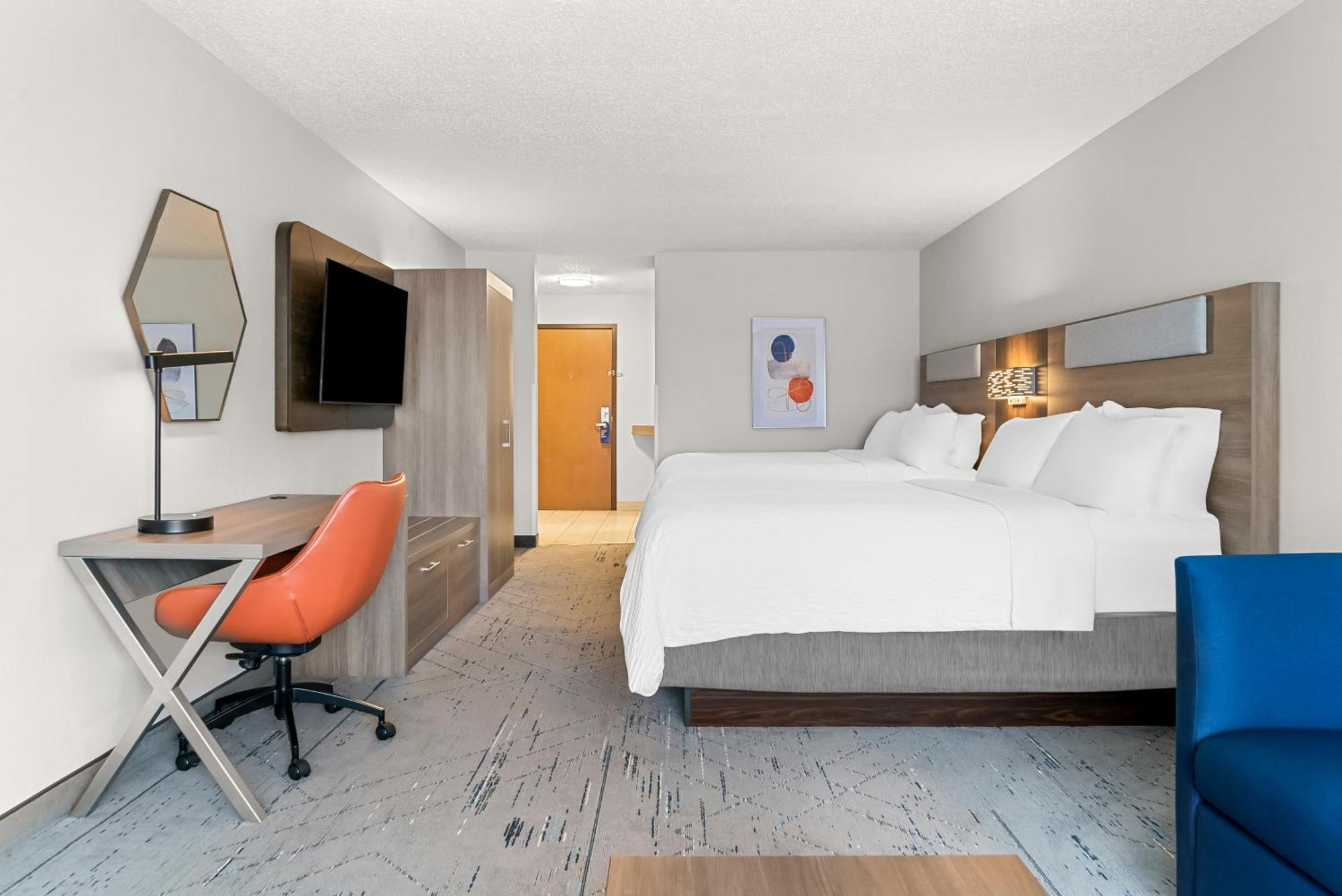 Holiday Inn Express & Suites - Detroit Northwest - Livonia By Ihg Dış mekan fotoğraf